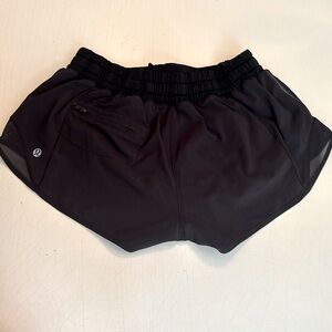Lululemon Hotty Hot Short size 6
